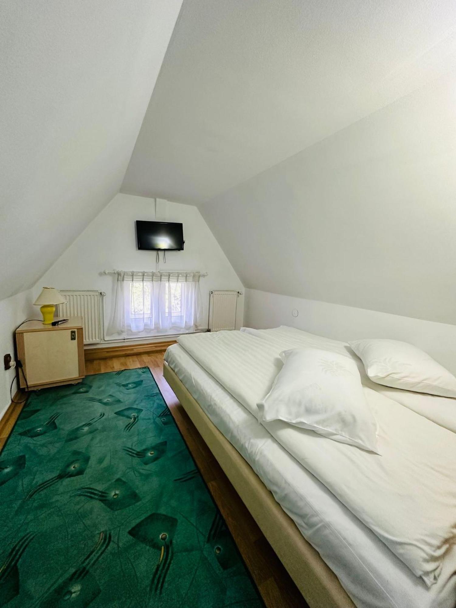 Rapsodia Sinaia Bed & Breakfast Eksteriør bilde
