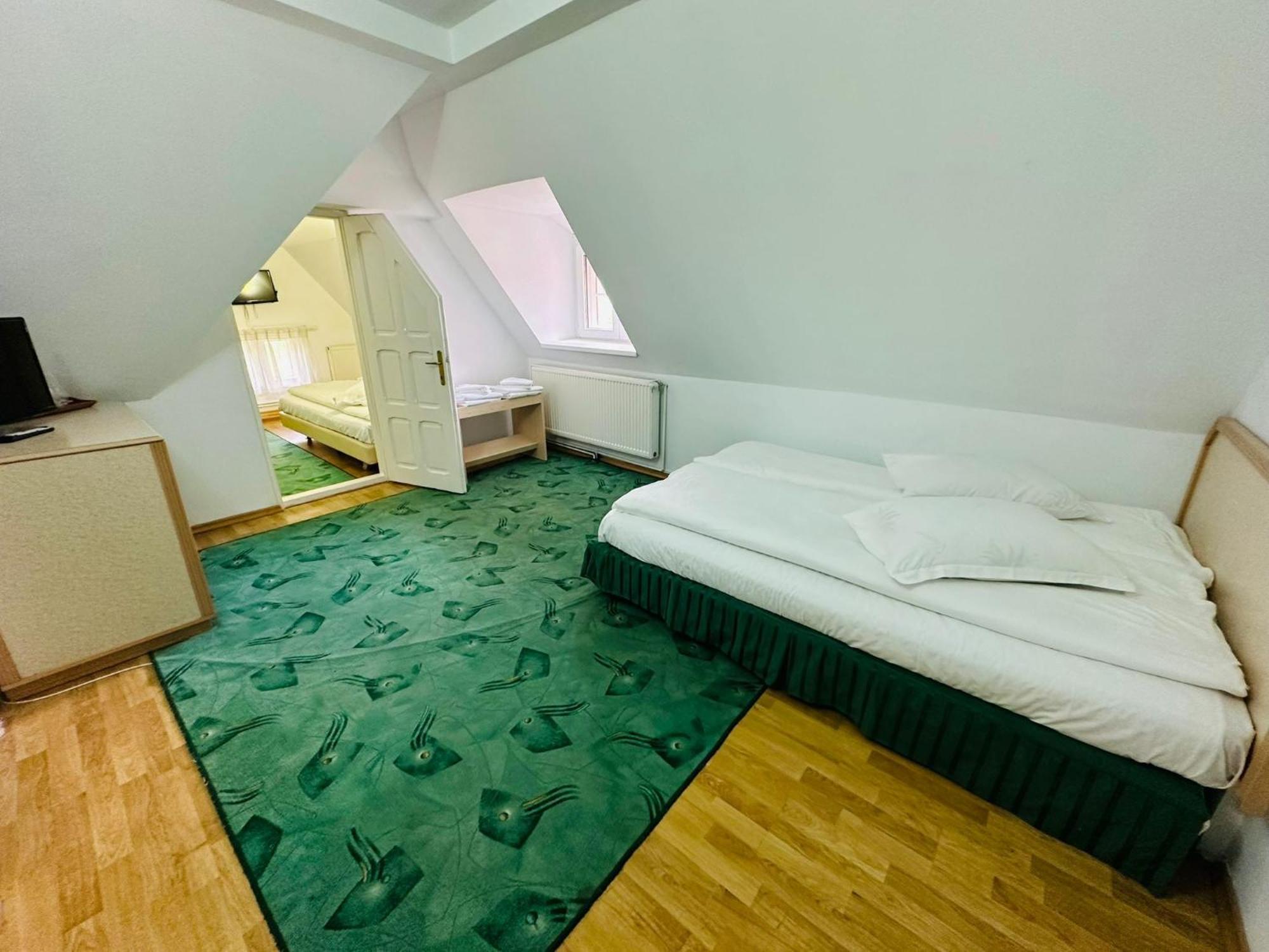 Rapsodia Sinaia Bed & Breakfast Eksteriør bilde