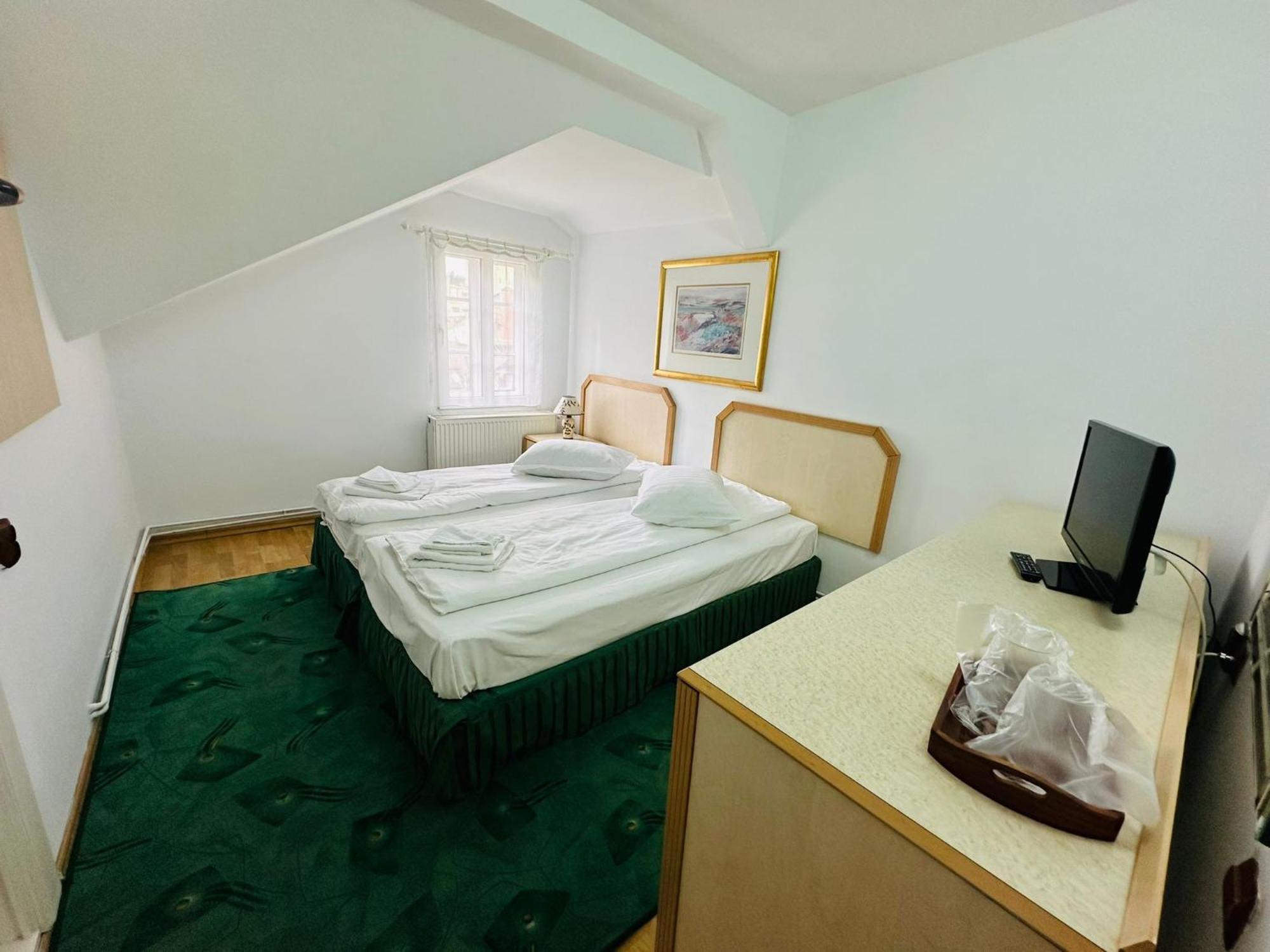 Rapsodia Sinaia Bed & Breakfast Eksteriør bilde