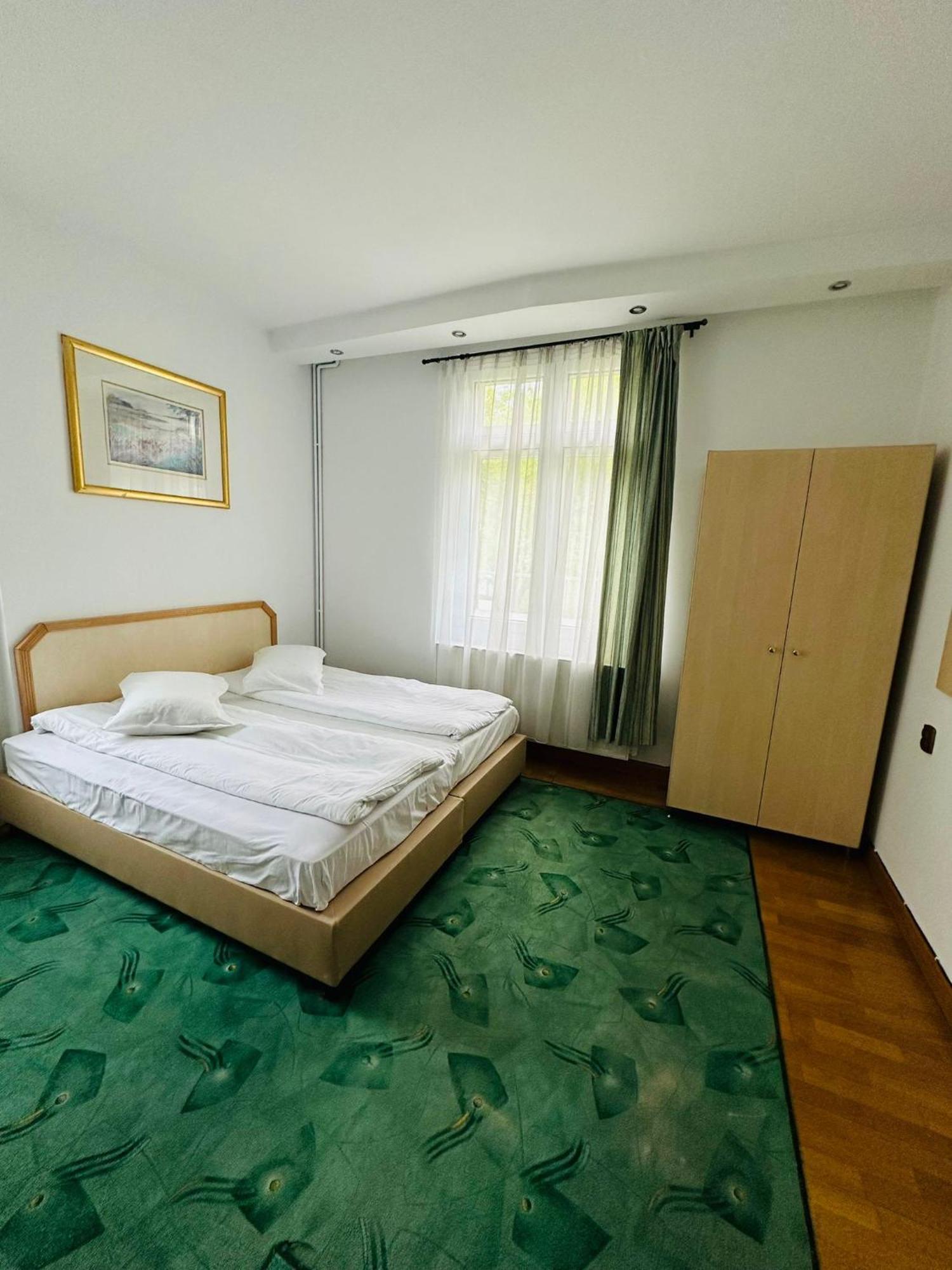 Rapsodia Sinaia Bed & Breakfast Eksteriør bilde
