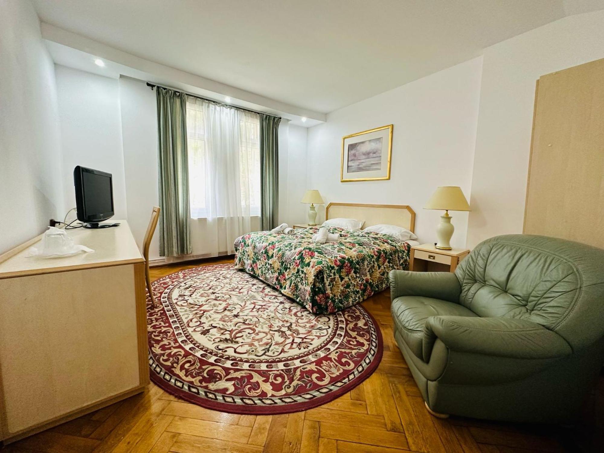Rapsodia Sinaia Bed & Breakfast Eksteriør bilde