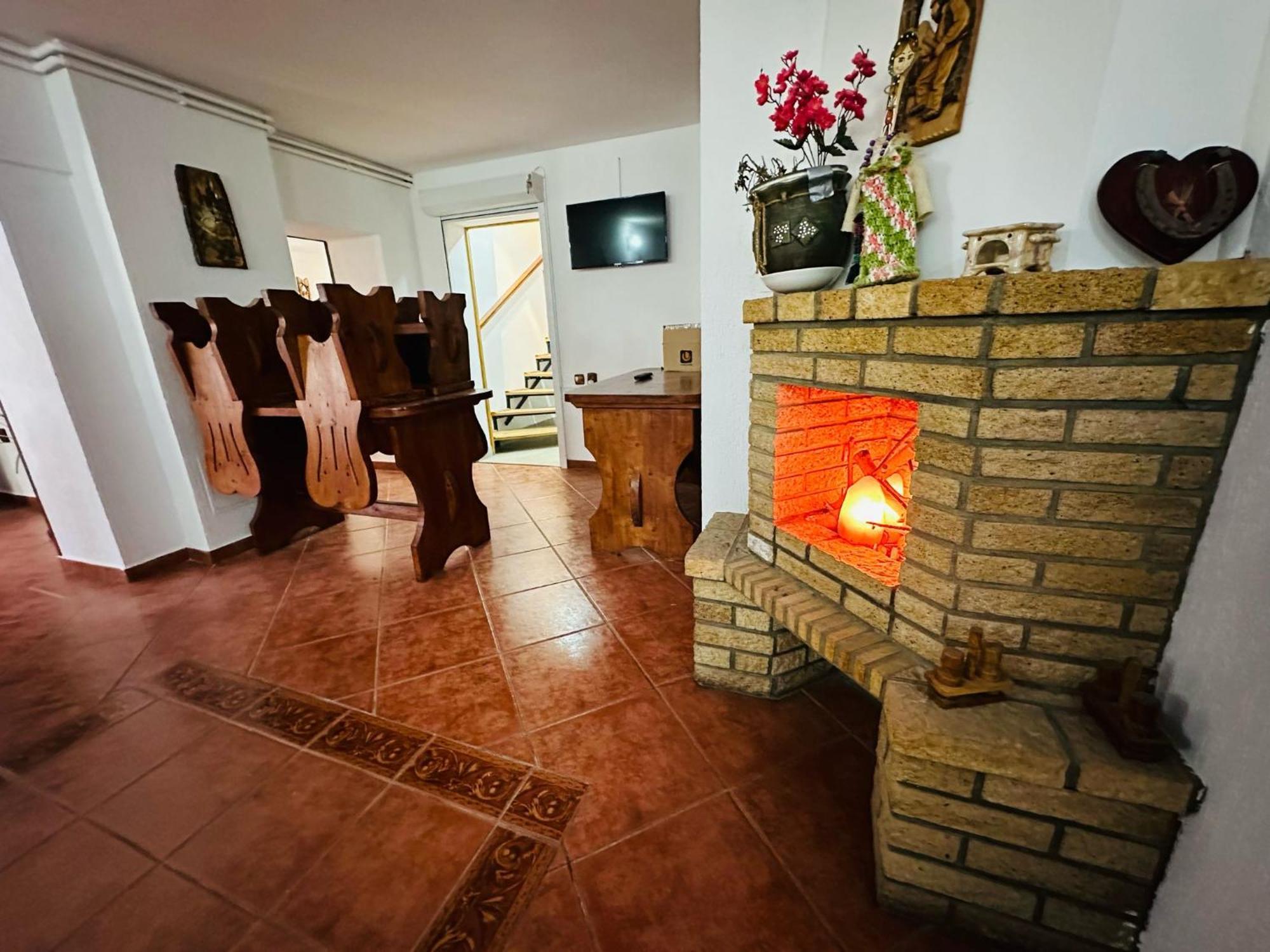 Rapsodia Sinaia Bed & Breakfast Eksteriør bilde